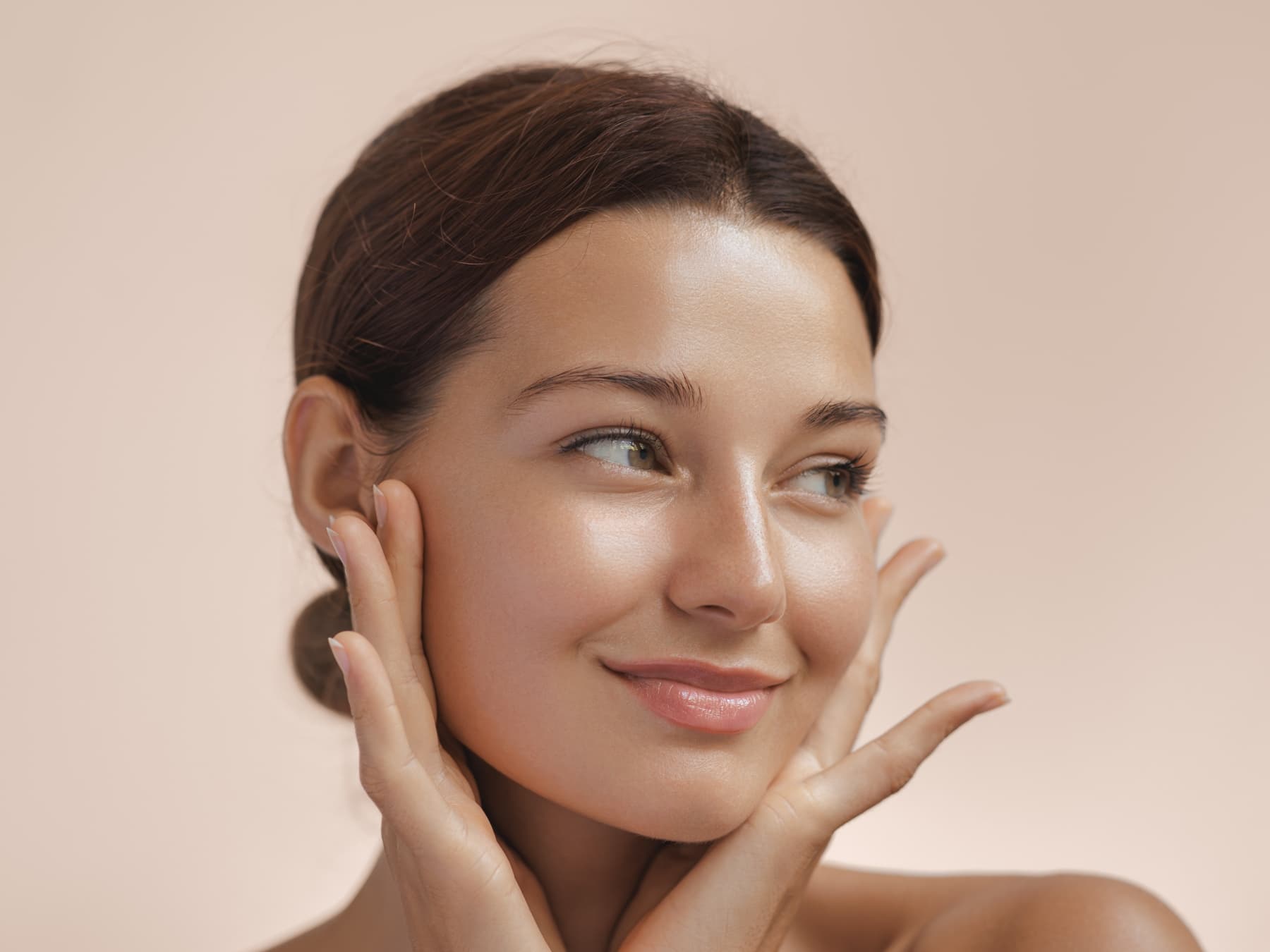 Kaj se spremeni po operaciji povešenih vek?