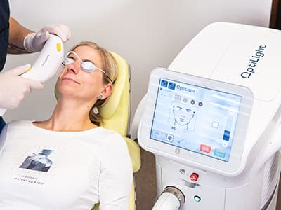 IPL-terapija OptiLight z medicinsko higieno vek